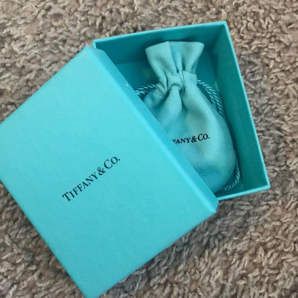 Real sapphire Tiffany & Co ring